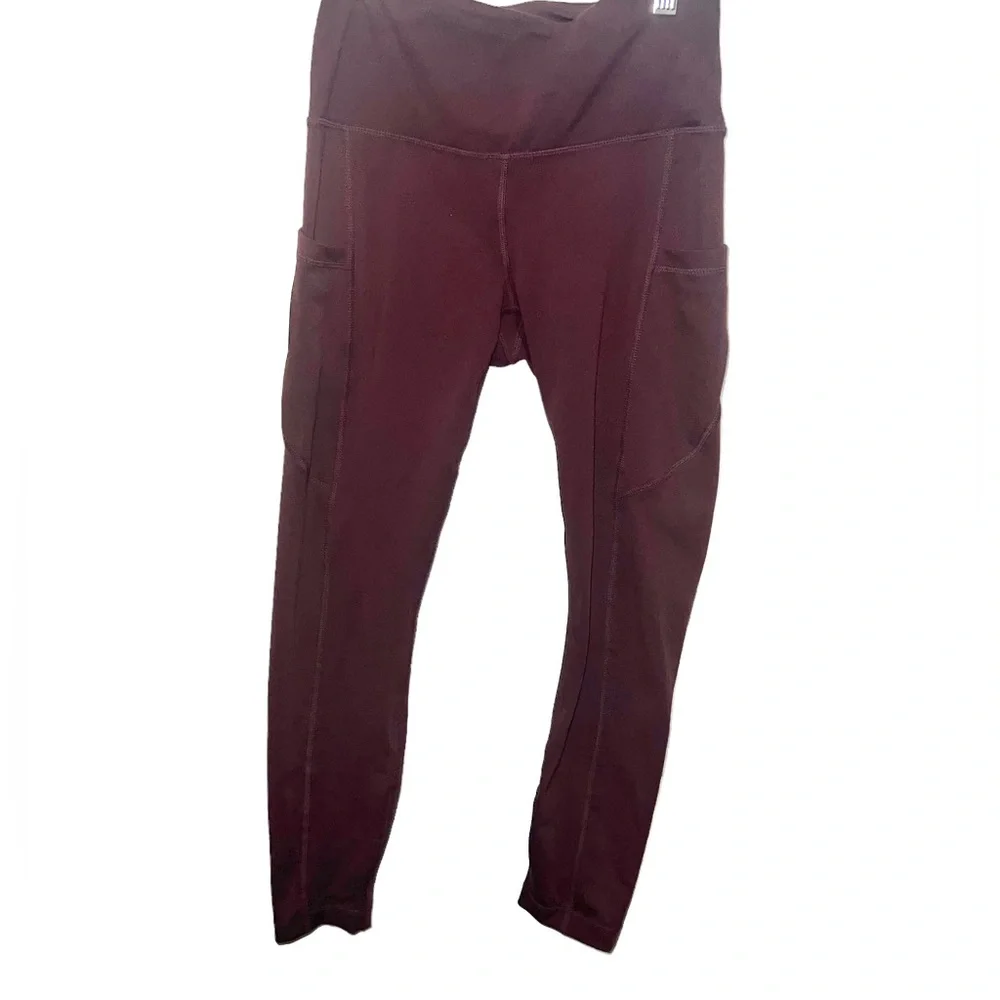 Yogalicious Lux High Waist Side Pocket 7/8 Ankle Legging with Curved Yoke - Picture 2 of 6